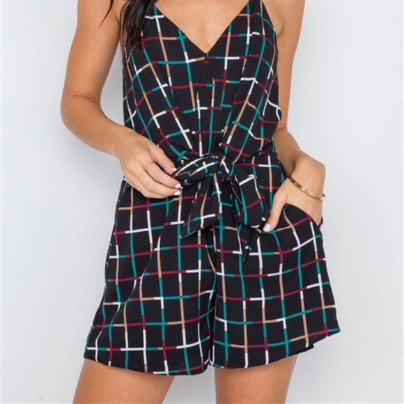 Cami Strap Geometric Print Romper- black - Picture 4 of 5